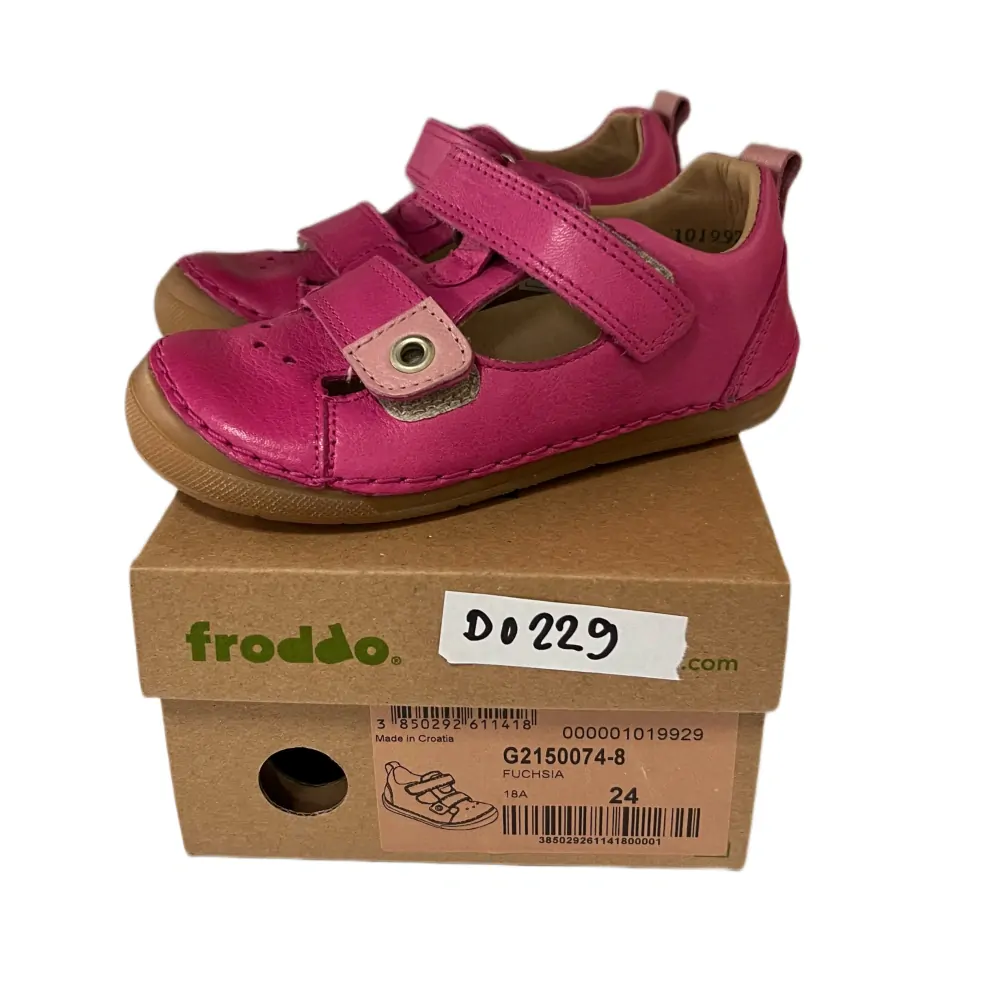 D0229-G2150074-8-Froddo-vel.24